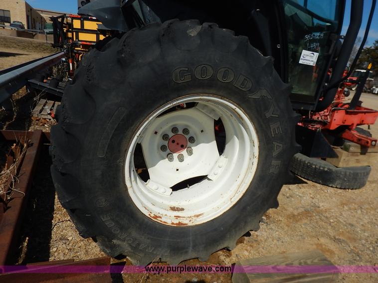 image for item I5003 1999 Ford TS100 tractor