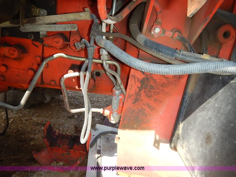 image for item I5003 1999 Ford TS100 tractor