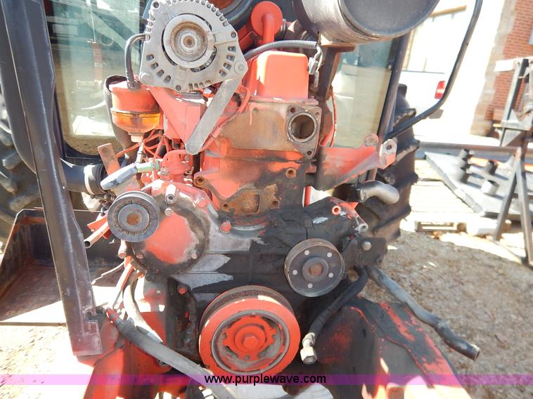 image for item I5003 1999 Ford TS100 tractor