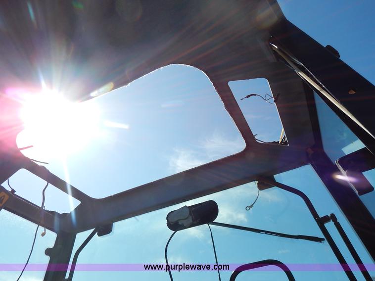 image for item I5003 1999 Ford TS100 tractor