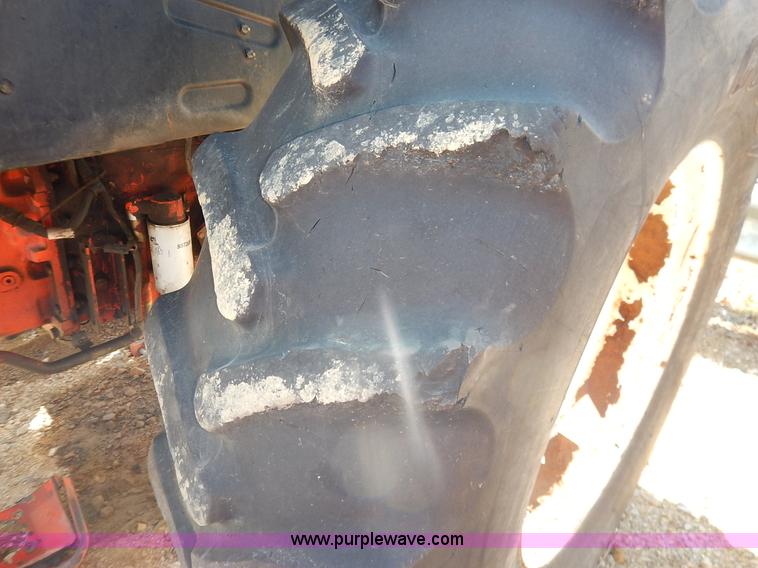 image for item I5003 1999 Ford TS100 tractor