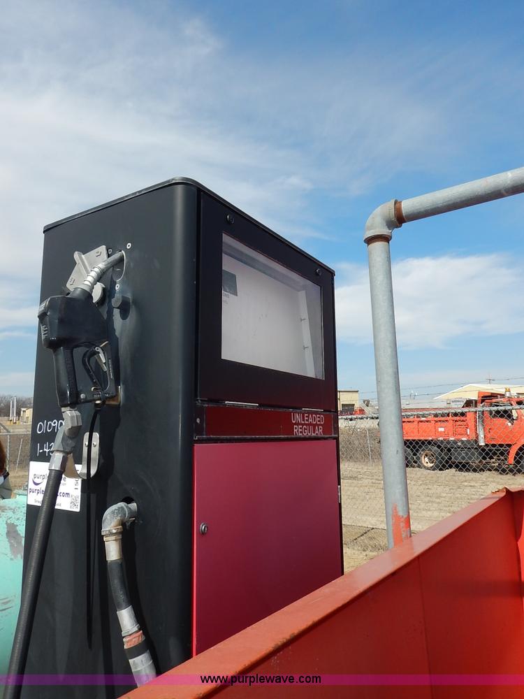 image for item I5041 1993 fuel tank