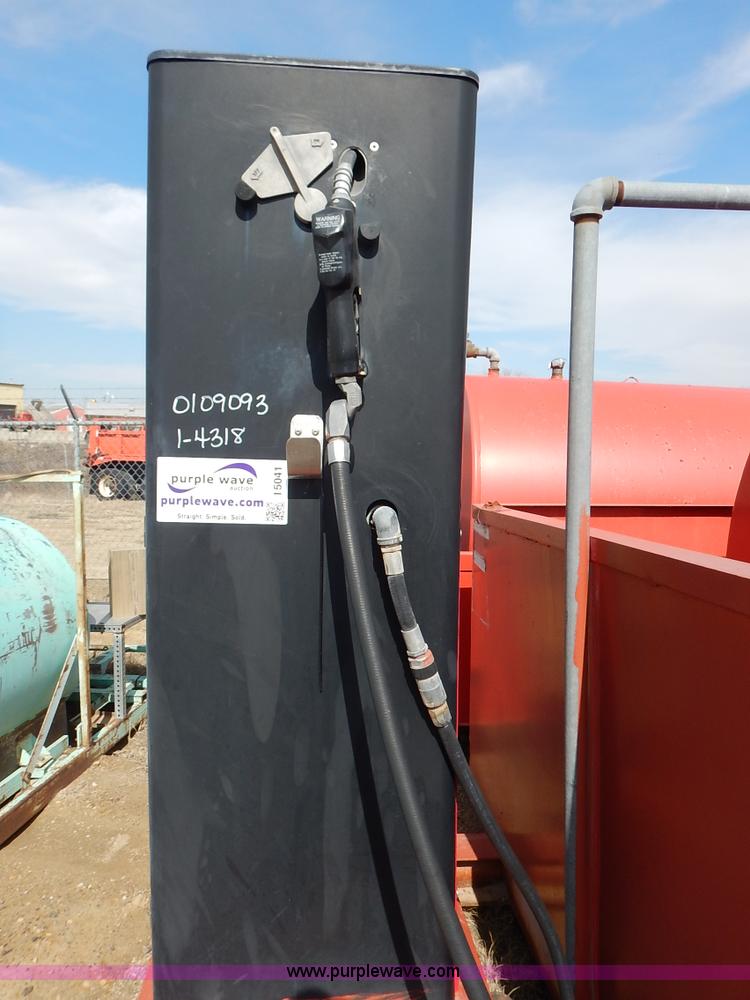 image for item I5041 1993 fuel tank