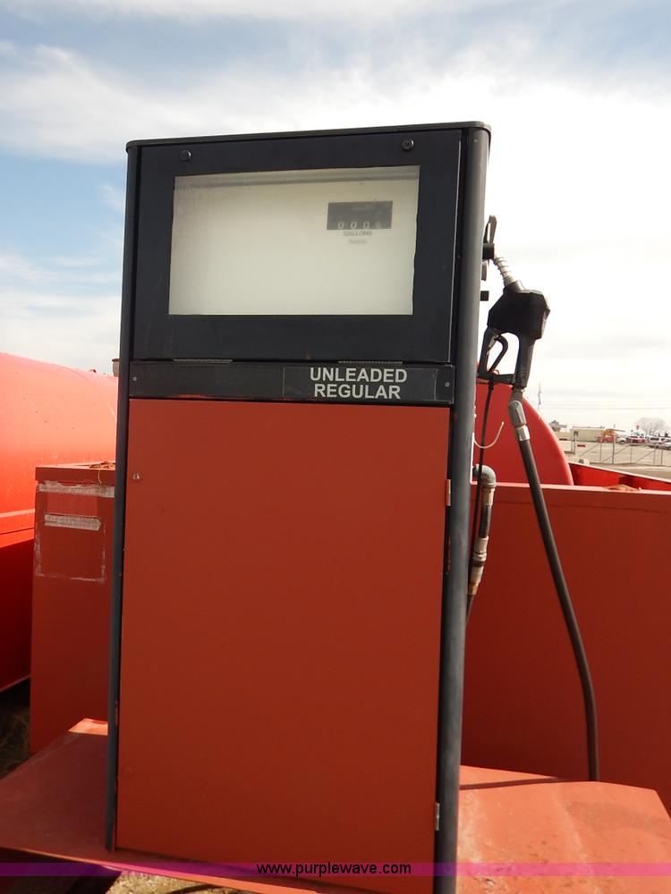 image for item I5041 1993 fuel tank