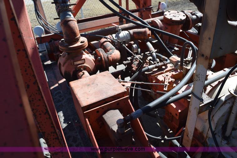 image for item K2333 1991 Peerless 3076-HPP twin shaft pug mill