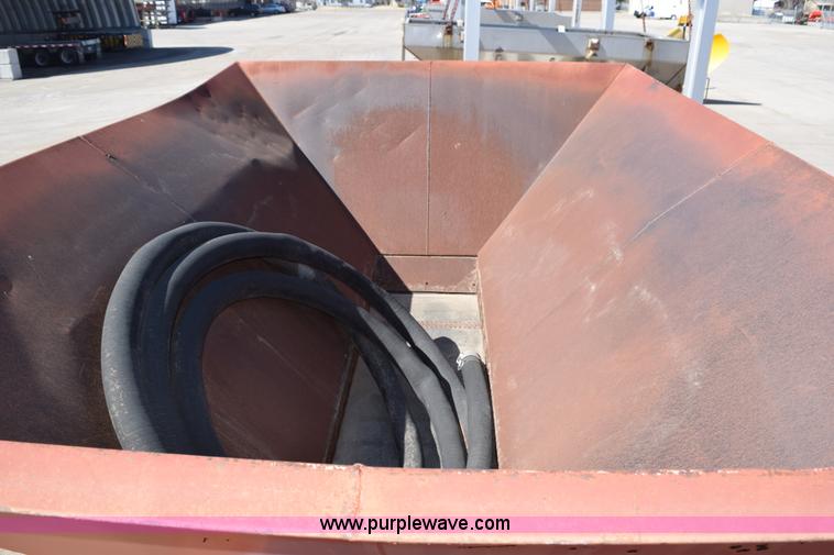 image for item K2333 1991 Peerless 3076-HPP twin shaft pug mill