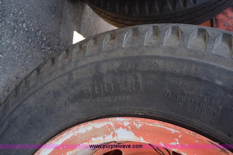 image for item K2333 1991 Peerless 3076-HPP twin shaft pug mill