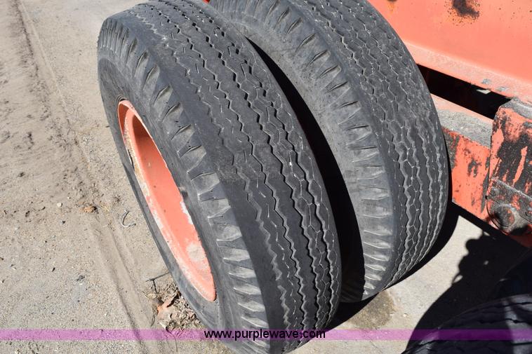 image for item K2333 1991 Peerless 3076-HPP twin shaft pug mill