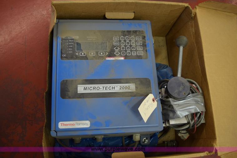 image for item K2333 1991 Peerless 3076-HPP twin shaft pug mill