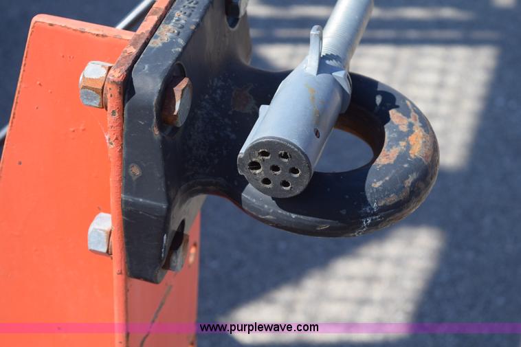 image for item K2334 2001 Lucas light trailer