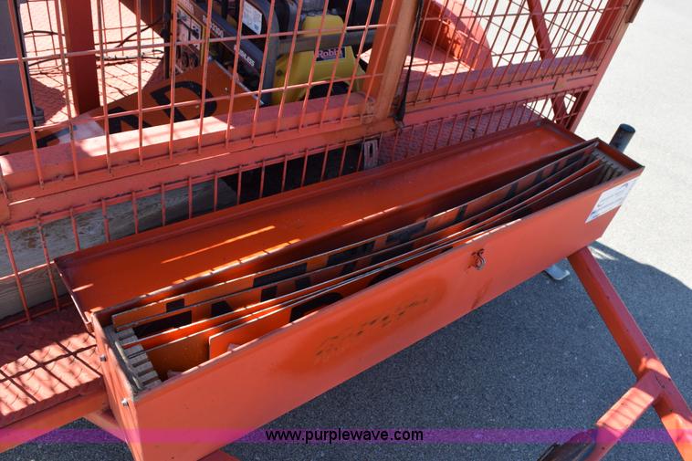 image for item K2334 2001 Lucas light trailer