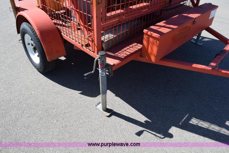 image for item K2334 2001 Lucas light trailer