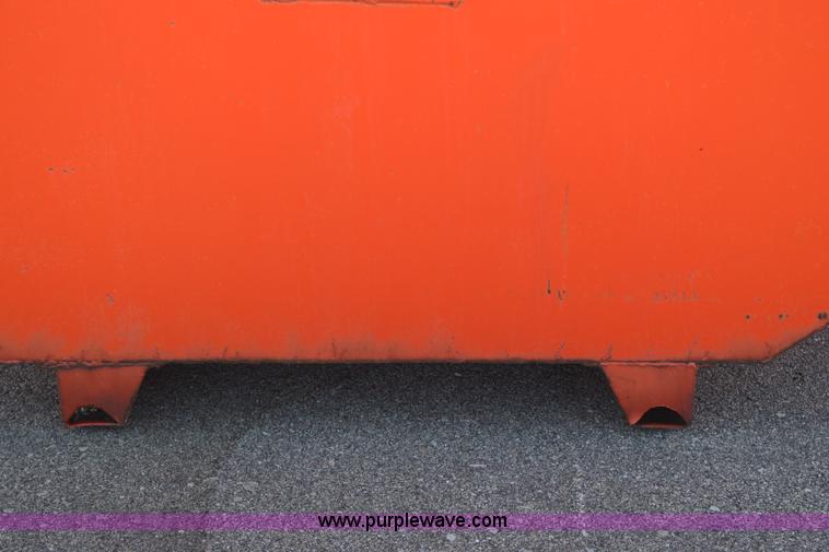 image for item K2335 (2) Palmer LB-1500 water tanks