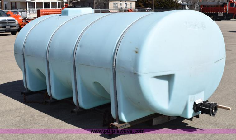 image for item K2336 2005 Schaben 1635E water tank