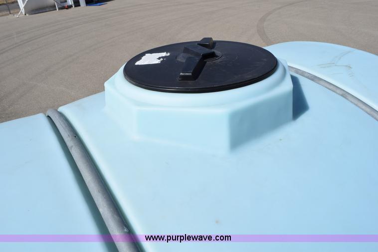 image for item K2336 2005 Schaben 1635E water tank