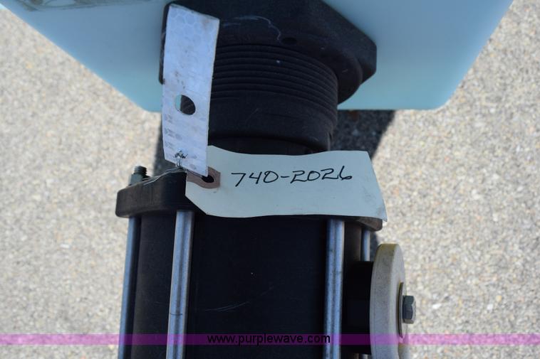 image for item K2336 2005 Schaben 1635E water tank