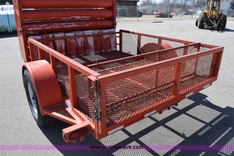 image for item K2338 2003 King HDB10S utility trailer