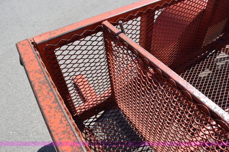 image for item K2338 2003 King HDB10S utility trailer