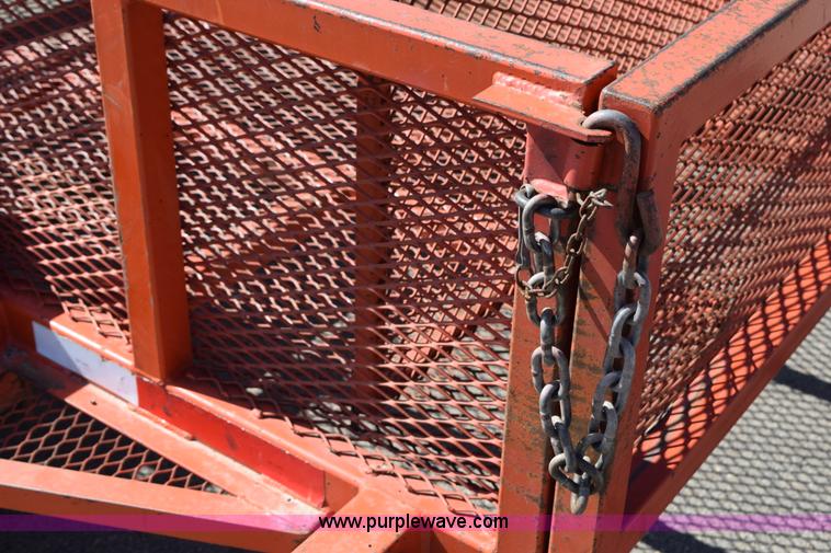 image for item K2338 2003 King HDB10S utility trailer