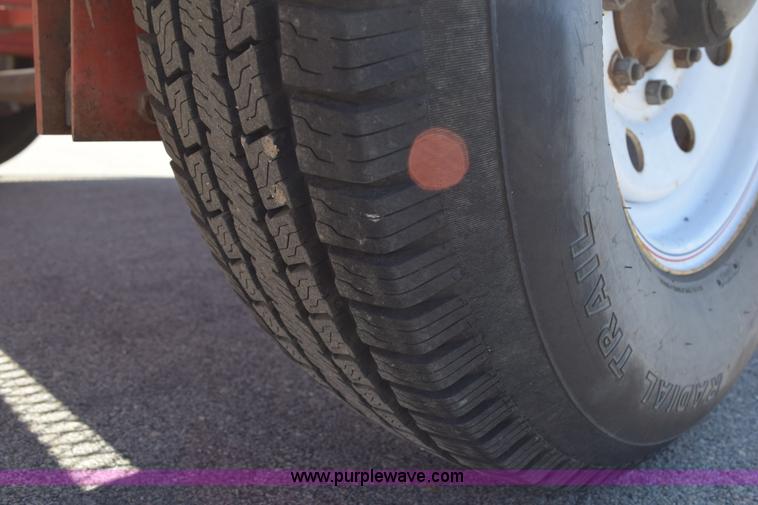 image for item K2338 2003 King HDB10S utility trailer