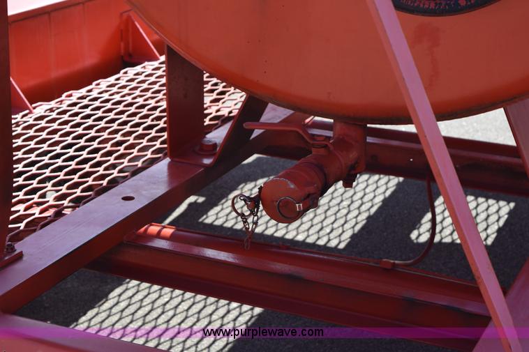 image for item K2339 1996 Klein KF-60 fuel trailer