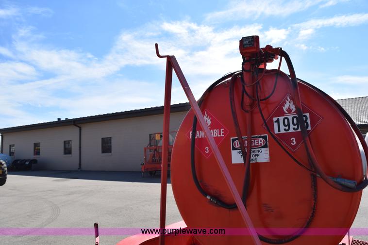 image for item K2339 1996 Klein KF-60 fuel trailer