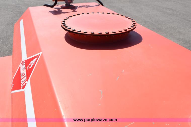 image for item K2341 1998 Palmer PLB-600X fuel trailer