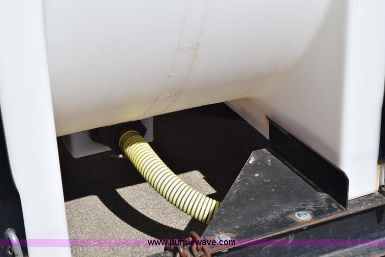 image for item K2342 2005 Den-Hartog 1800-G water tank