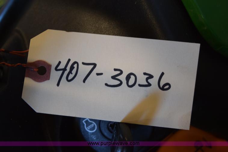 image for item K2346 2006 John Deere LT180 lawn mower