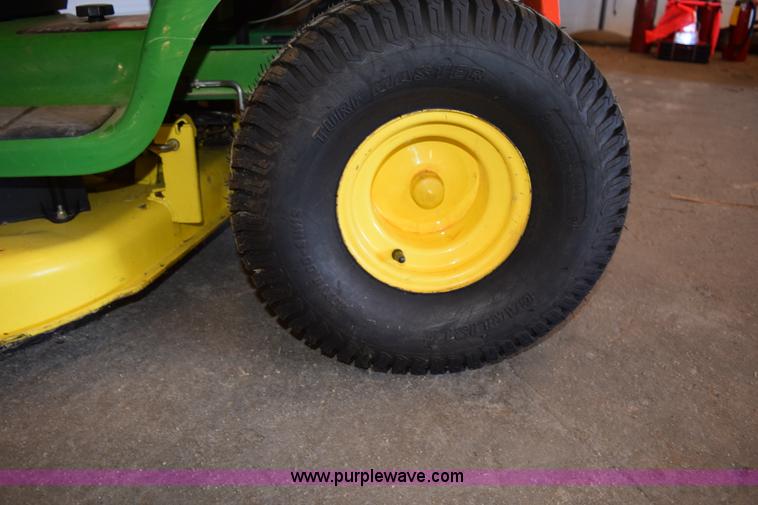 image for item K2347 2006 John Deere LT180 lawn mower