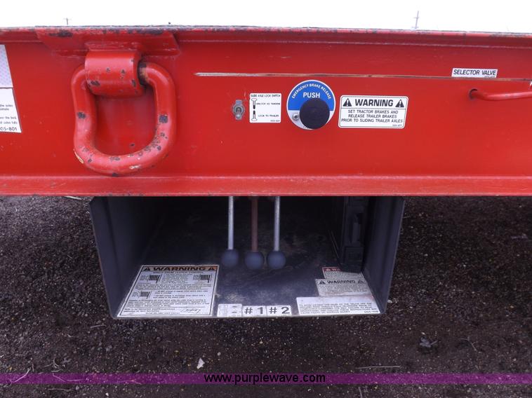 image for item K3223 2006 Trail-Eze TE401 equipment trailer