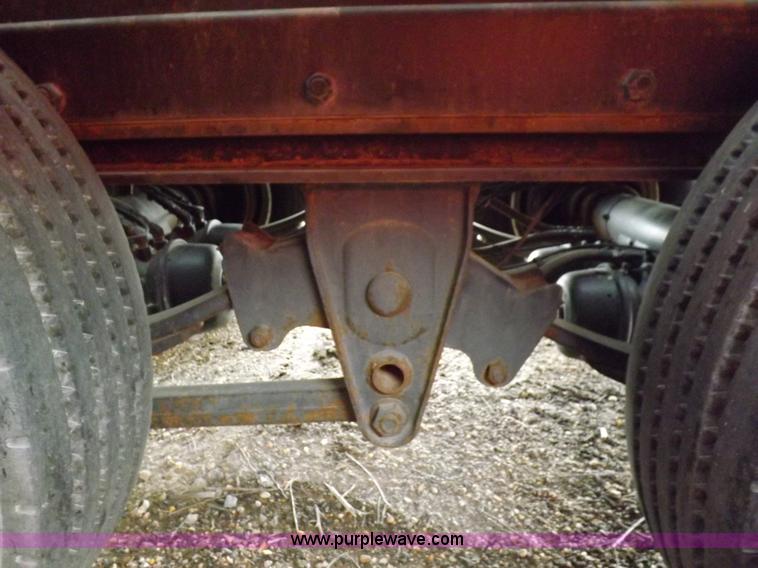 image for item K3223 2006 Trail-Eze TE401 equipment trailer