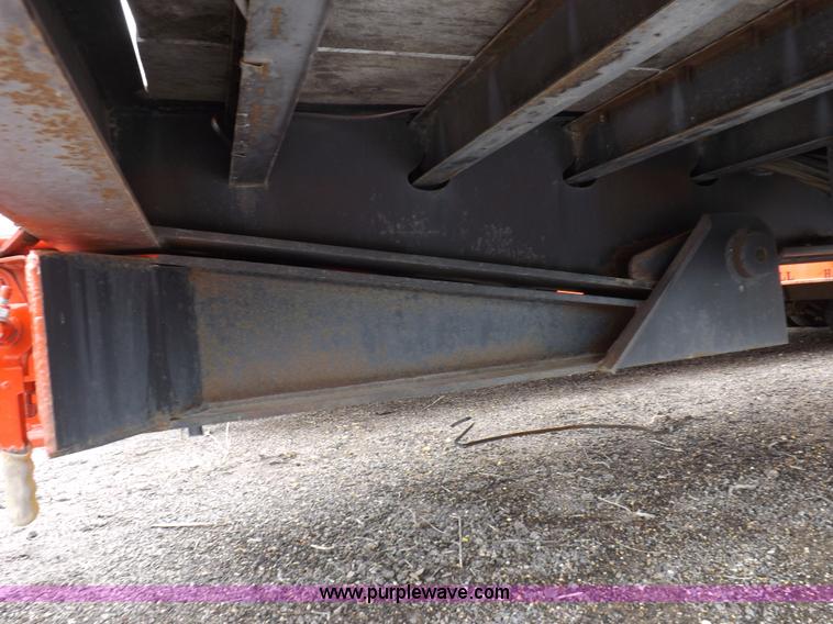 image for item K3223 2006 Trail-Eze TE401 equipment trailer