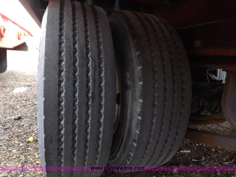 image for item K3223 2006 Trail-Eze TE401 equipment trailer