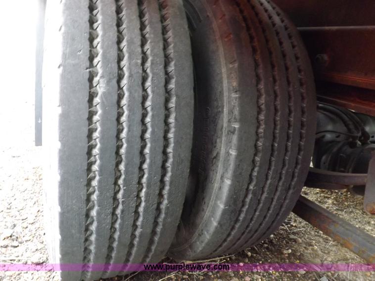 image for item K3223 2006 Trail-Eze TE401 equipment trailer