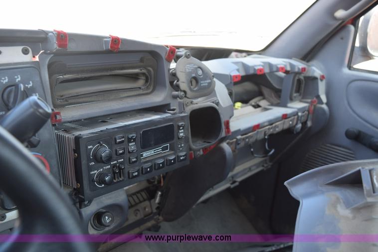 image for item K8783 2001 Dodge Ram 1500 pickup truck