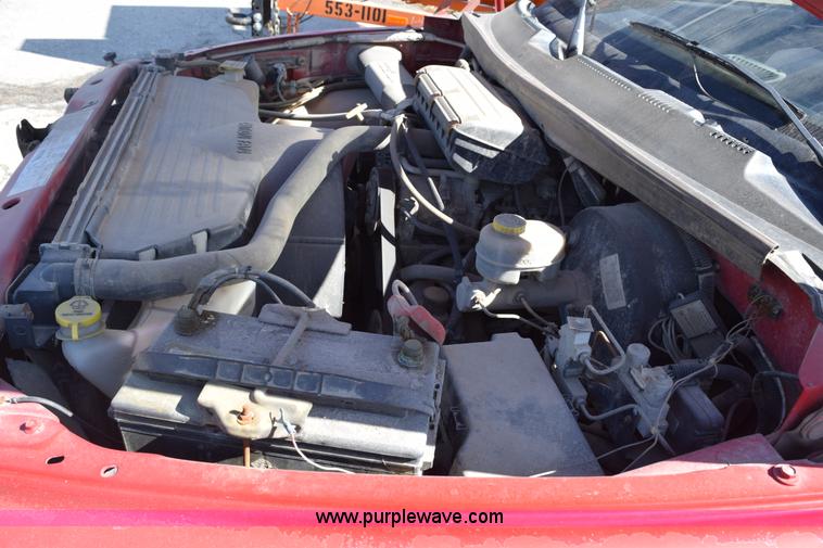 image for item K8783 2001 Dodge Ram 1500 pickup truck