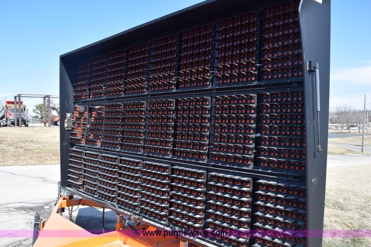 image for item K8784 2011 Ver-Mac message board trailer