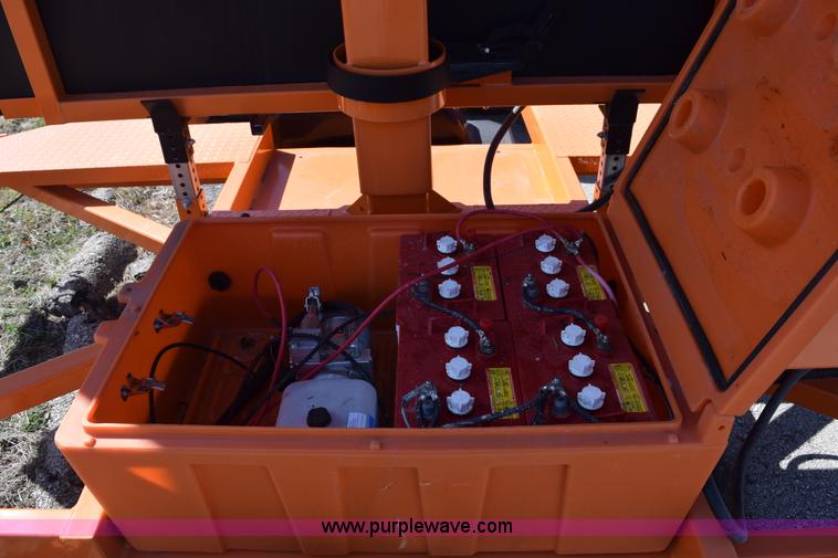 image for item K8784 2011 Ver-Mac message board trailer