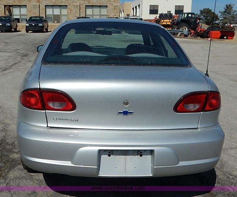 image for item K8829 2002 Chevrolet Cavalier