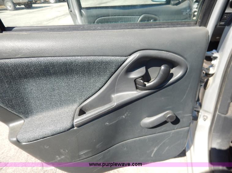 image for item K8829 2002 Chevrolet Cavalier