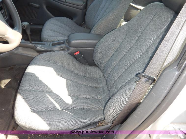 image for item K8829 2002 Chevrolet Cavalier