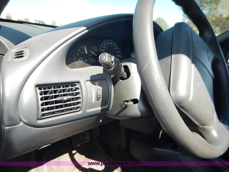 image for item K8829 2002 Chevrolet Cavalier