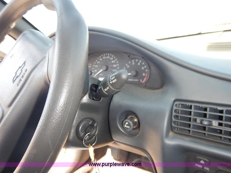 image for item K8829 2002 Chevrolet Cavalier