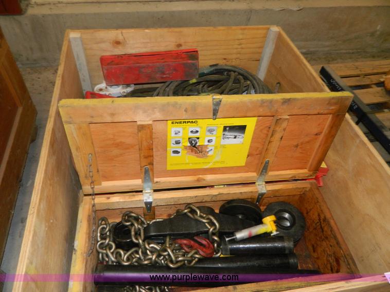 image for item AQ9323 Enerpac tools