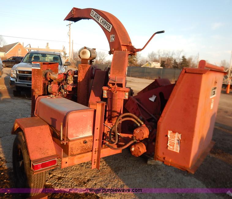 image for item AV9505 Olathe 986 wood chipper