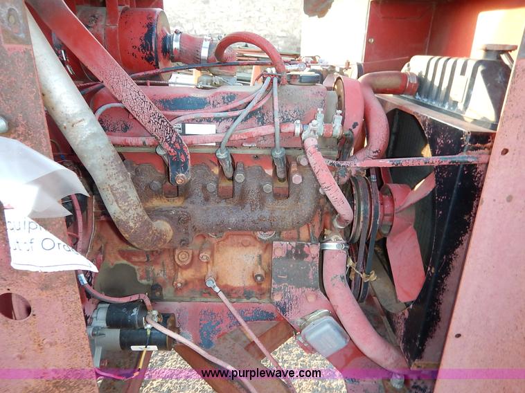 image for item AV9505 Olathe 986 wood chipper