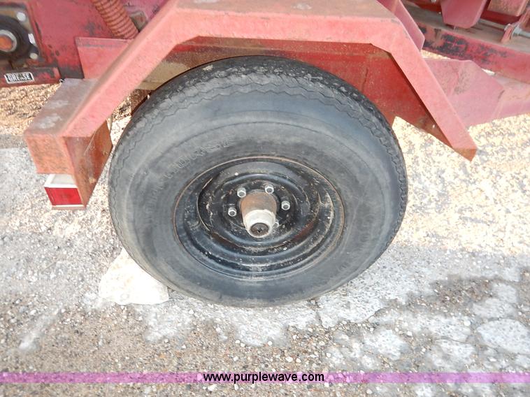 image for item AV9505 Olathe 986 wood chipper