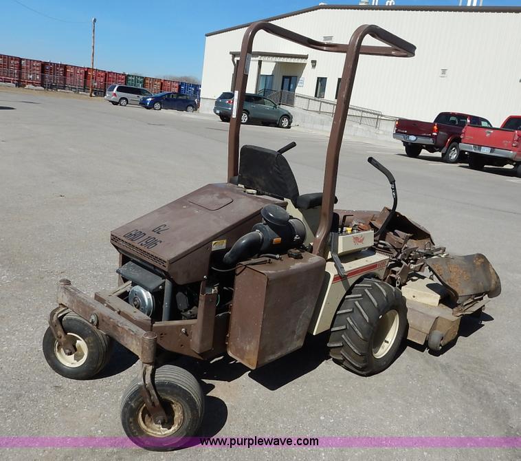 image for item AV9508 Grasshopper 928D ZTR lawn mower