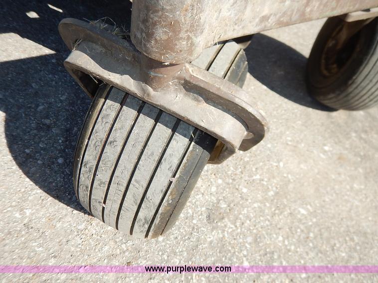 image for item AV9508 Grasshopper 928D ZTR lawn mower